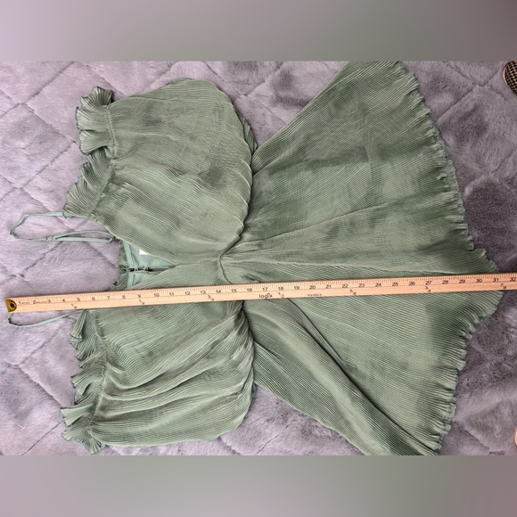 Alice McCall Rare At First Sight Playsuit Size 2 Moss Green RARE Hard To Find - Picture 14 of 16